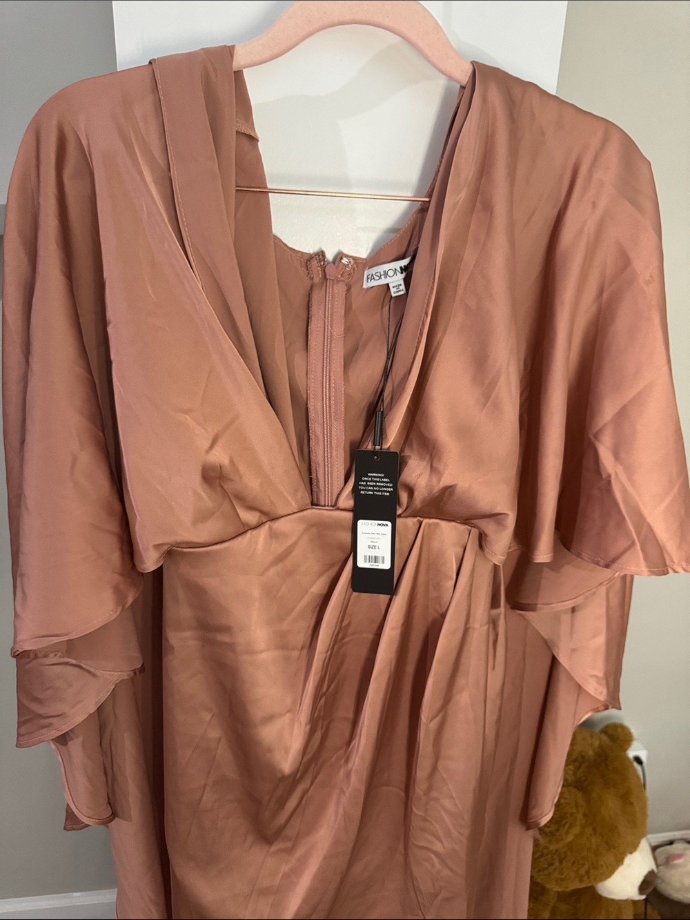 Fashion Nova Anabelle Mauve Satin Cape Mini Dress – Size Large - Picture 6 of 6